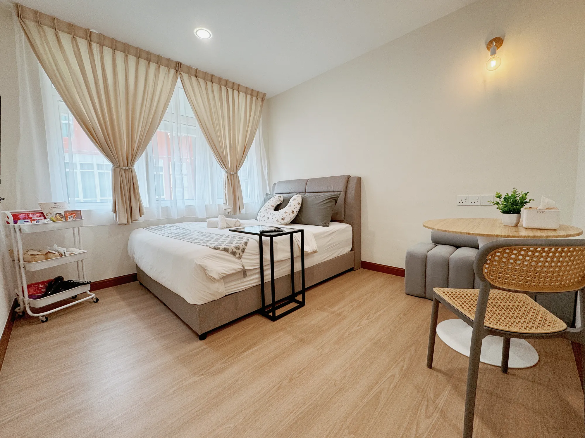 Lilies Suite